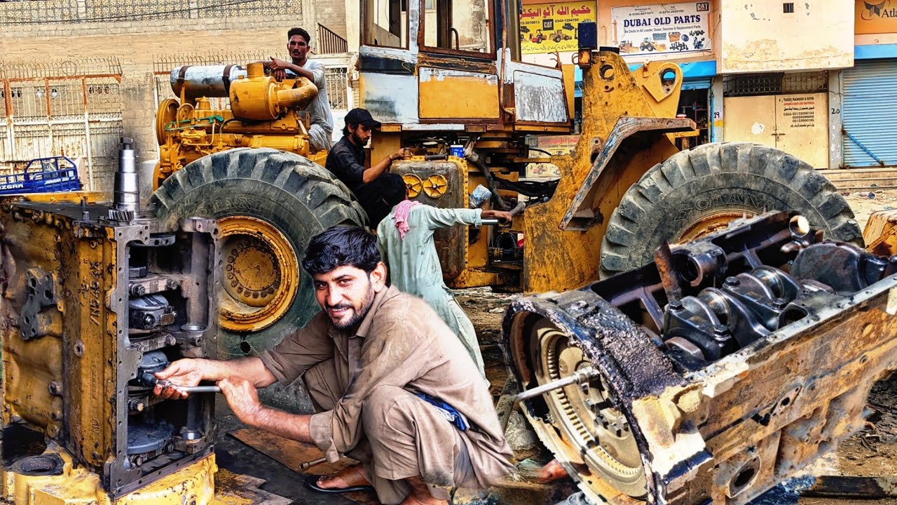 This Young Men And His Saqud Rebuild Caterpillar 950B Engine With Amazing Skills || Engine Fitting