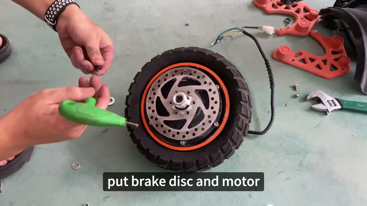 Replacing the rear tyre on the Ruitoo M5 Pro