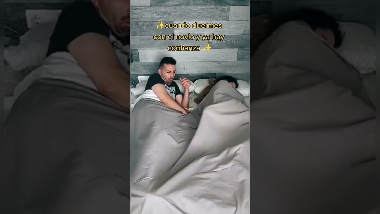 🤣MUCHOS GASES!😅Cuando duermes con tu novio y ya tienes confianza #shorts