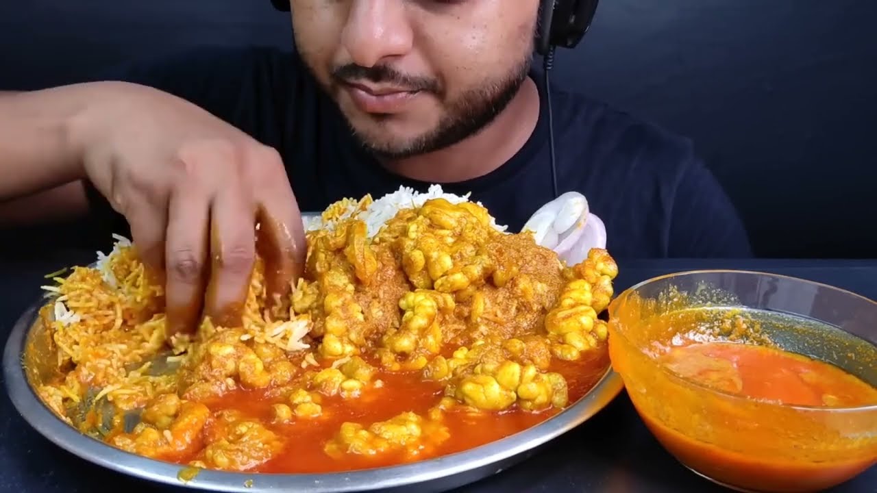 Oily Fatty Mutton / Mutton Fat Curry Eating | Oily Mutton Paya Eating | #bhukkhadboyeatingshow 
