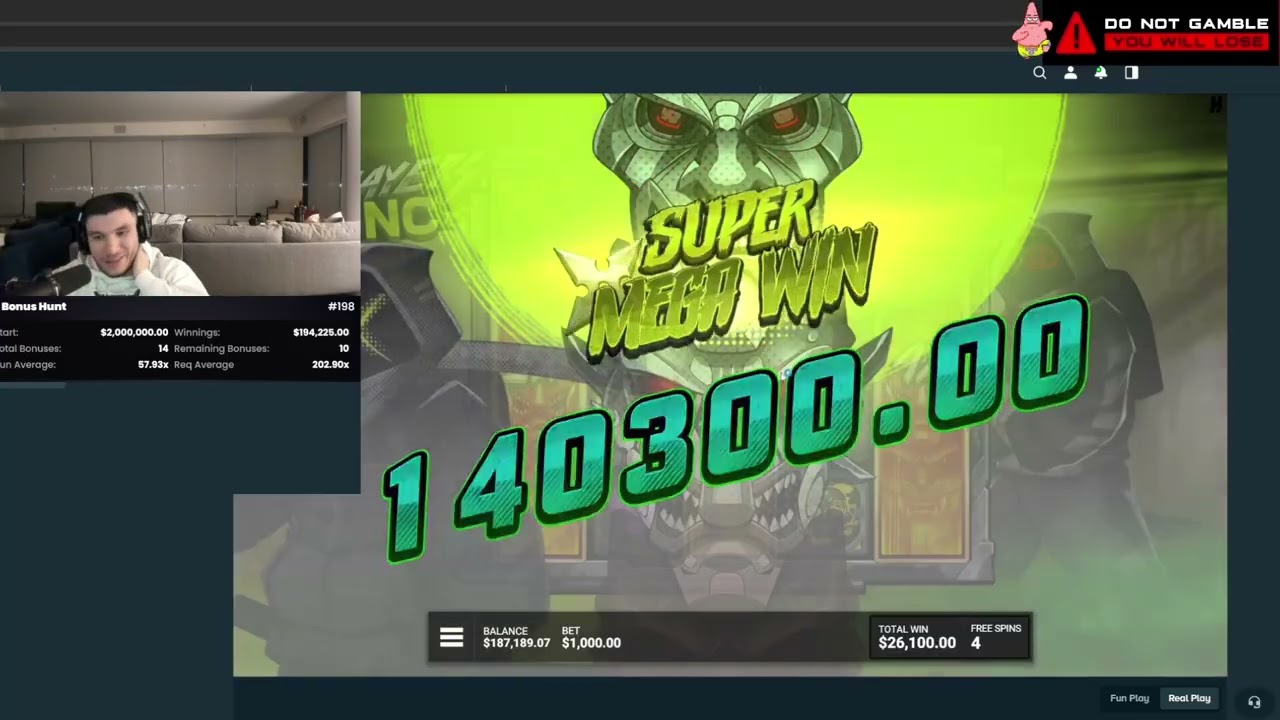 trainwreckstv(2M HUNT HAPPY HOLIDAYS)330