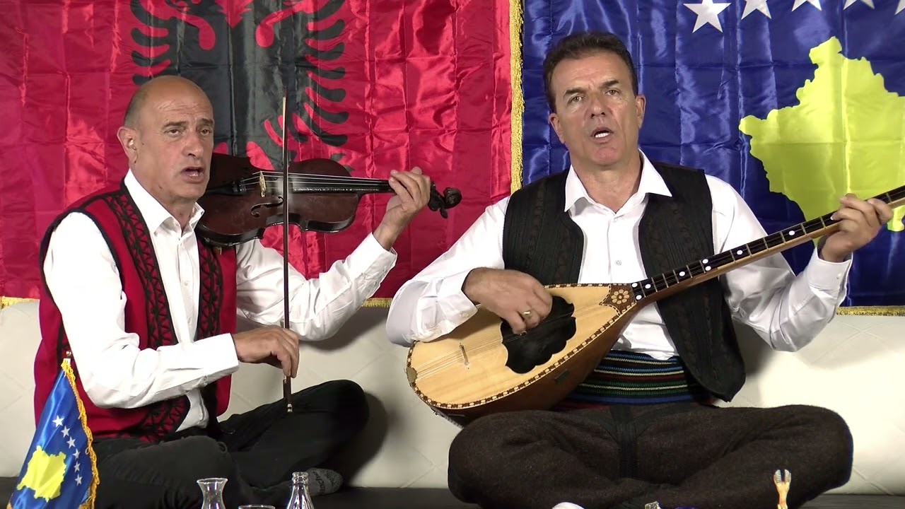 Vëllezërit Bajra -  CILI ËSHTË MË I BUKUR