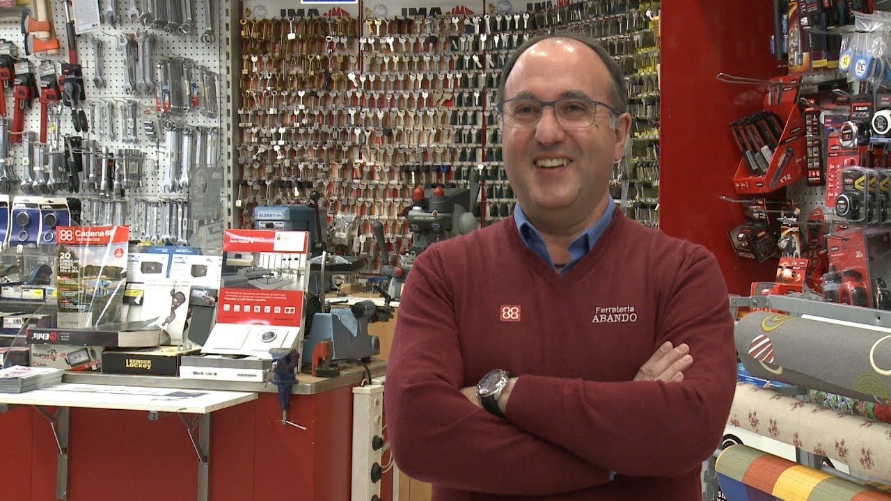 Teo Muñoz de la Ferretería Abando en Bilbao | Cadena 88