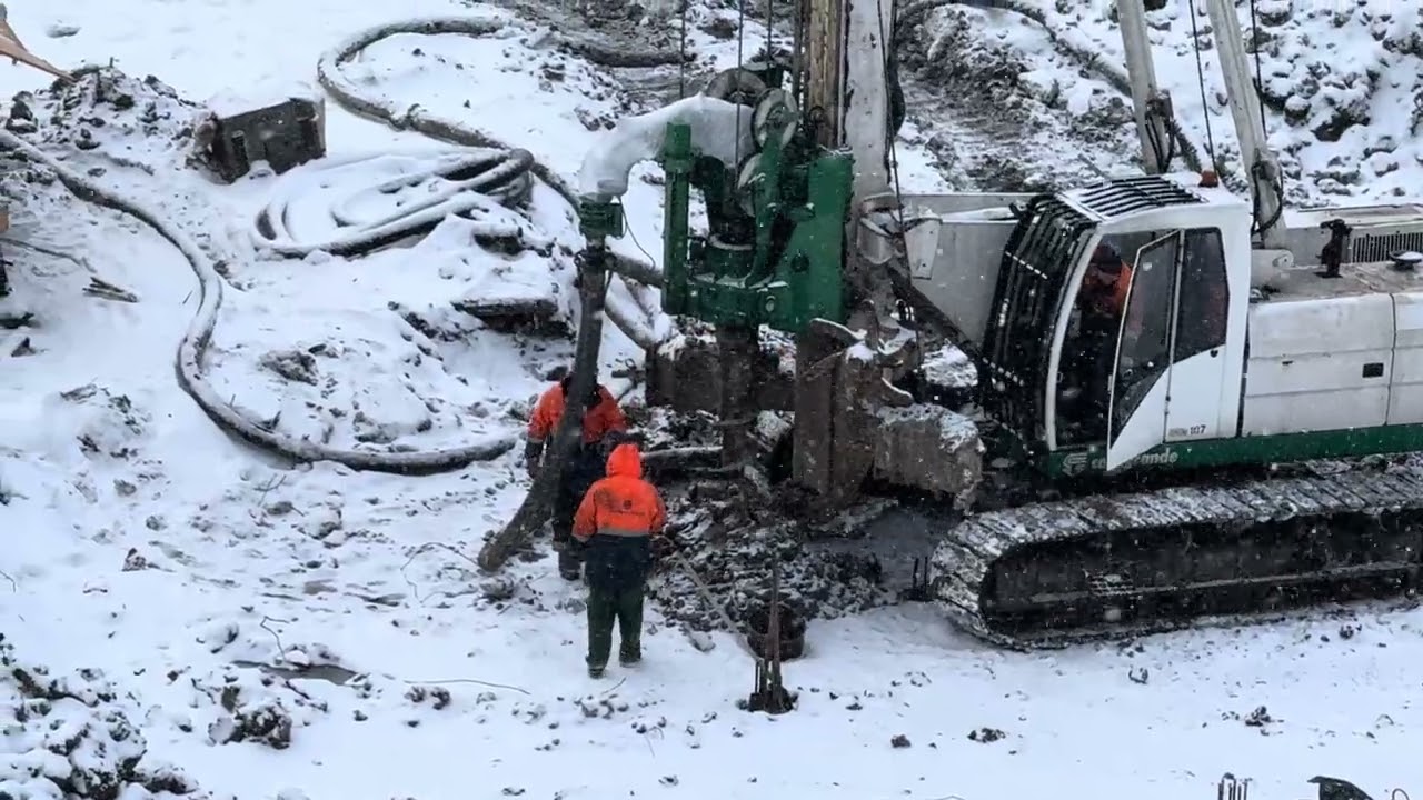 Вночі балістика, шахіди, а вдень будівництво в будь яку погоду