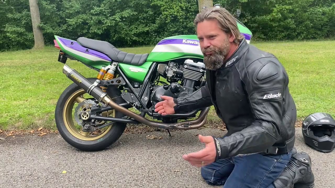 Kawasaki ZRX 1100 Transformation part 3