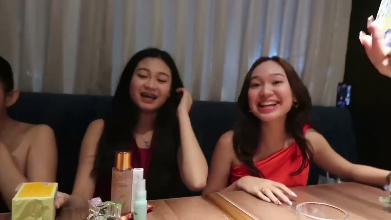 doing the small gift exchange trend w shs friends