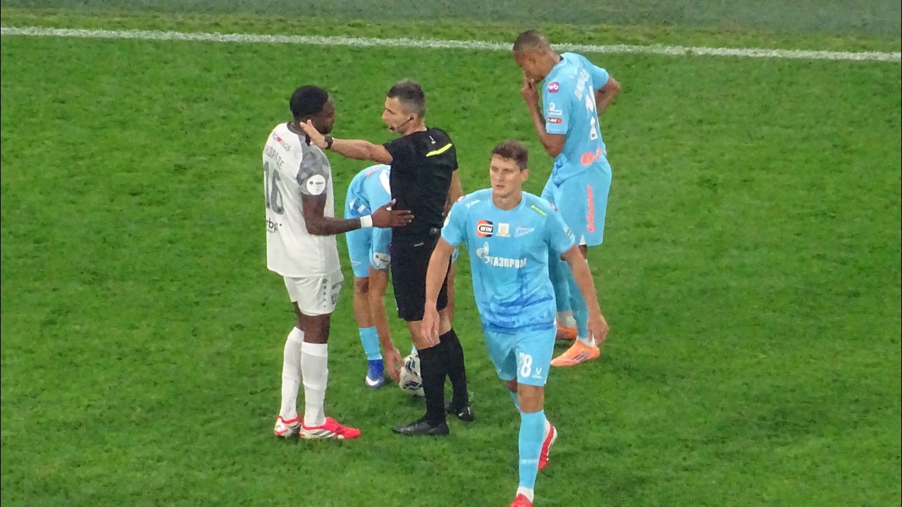 Зенит 1:0 Балтика с трибуны Газпром Арены