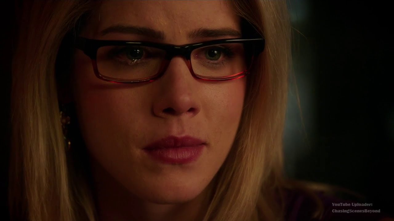 Arrow 4x06: Oliver & Felicity #3 (Oliver: I'm gonna give you some space until you figure it out)