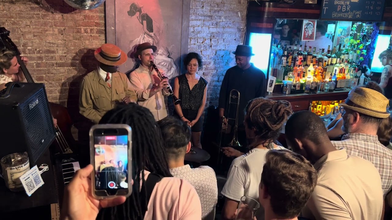 There'll Be Some Changes Made - SHAYE COHN & DANDY WELLINGTON @ Mona's Bar NYC