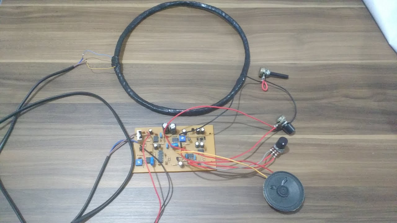Detector de Metais PI Polonês  detectando a 30 CM  moeda 5 centavos