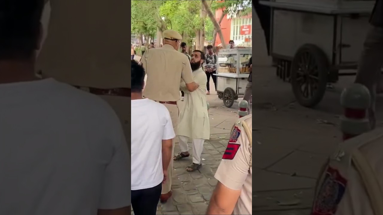 Naziya ke khilaf protest se roka 😱👆|#ilovemohammadﷺ #islam #islamic #shorts #ytshorts #shortsfeed