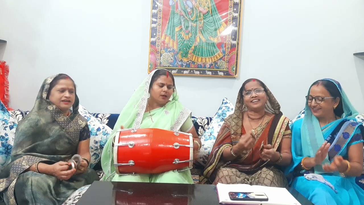 छटा तेरी तीन लोक से न्यारी है गोवर्धन महाराज।। गोवर्धन पूजा विशेष भजन।।
