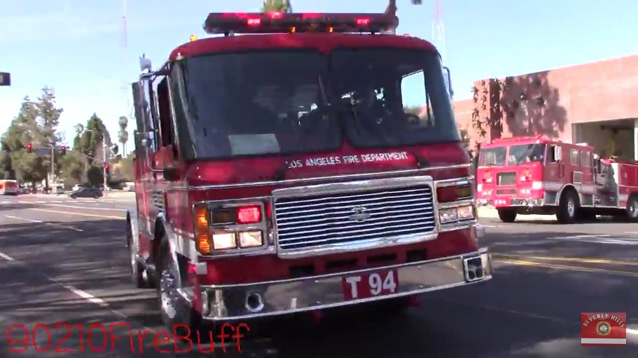 LAFD Light Force 94 Responding (Air Horn)