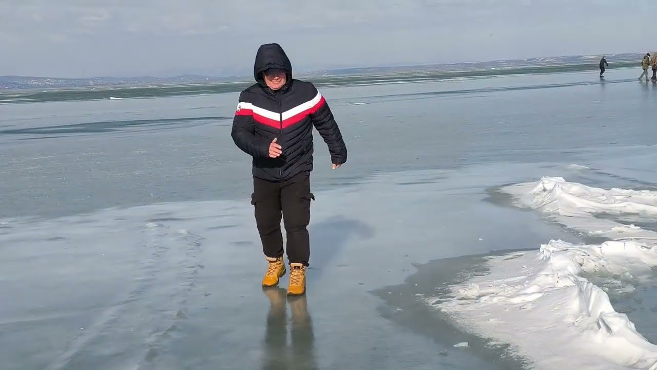Befagyott Balaton