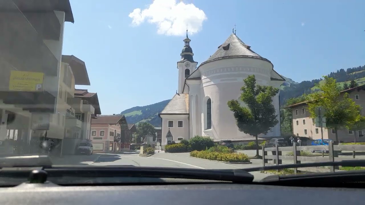 Autofahrt, Brixen im Thale, Brixental, Tirol, Austria
