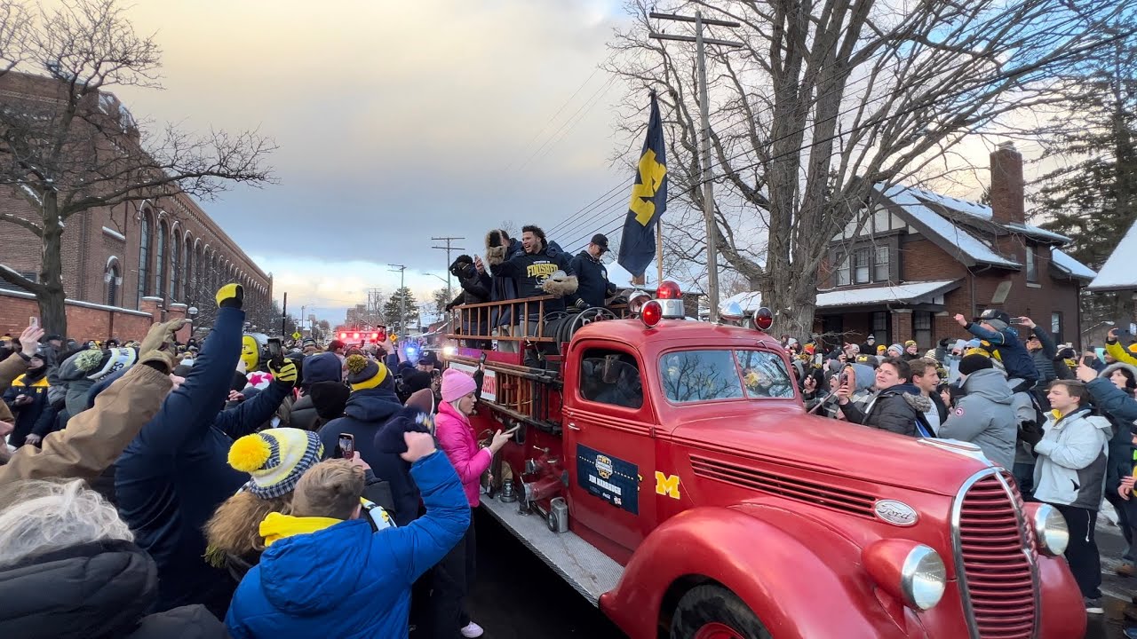 Michigan Football National Championship Parade in Ann Arbor (4K Video)