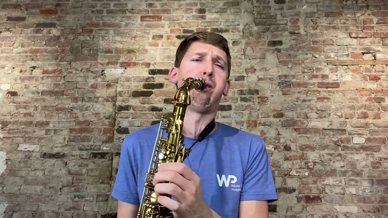 Play Testing a VERY early Selmer Balanced Action Alto Saxophone 20xxx serial! www.newyorksax.com