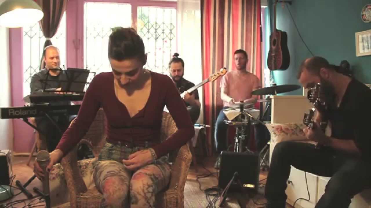 Ceyl'an Ertem - Bile İsteye @&Uuml;sk&uuml;dar
