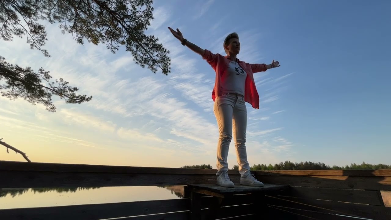 Tiina Helinä - Vahvempi kuin koskaan (Official video)