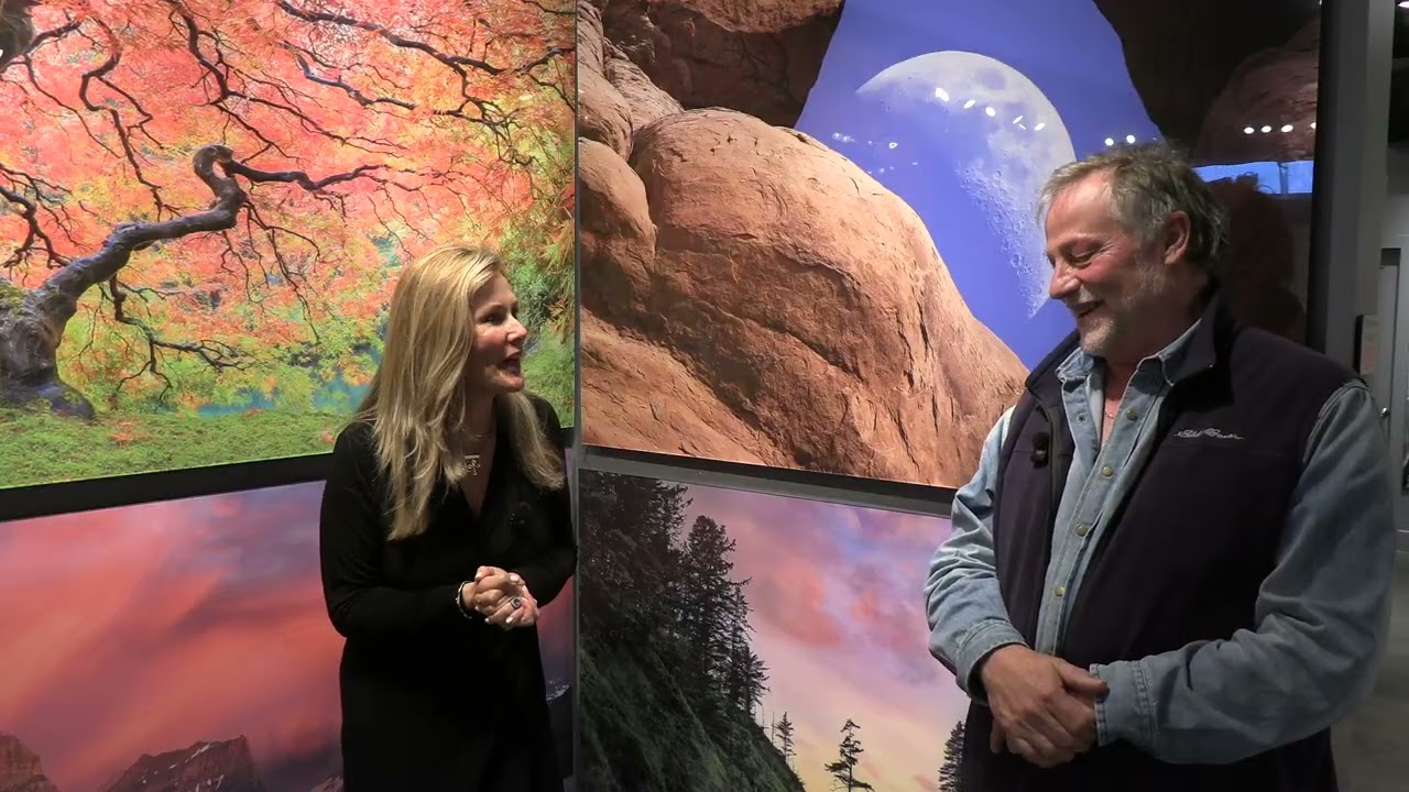 🌟 Maria interviewed Bret Webster at Bret Webster Gallery, La Jolla! 🎨