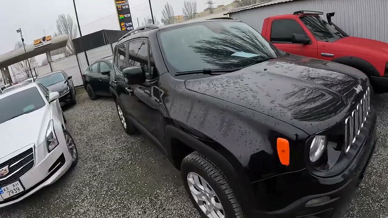 Автоплощадка біля Каравана у Дніпрі. Великий огляд Автомобілів.