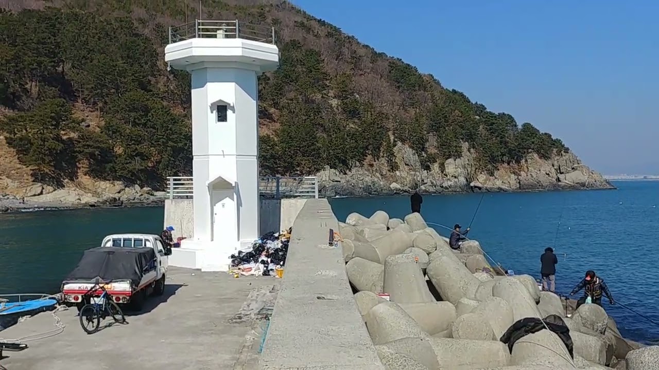 부산 가덕도 새바지   Busan Gadeokdo Daehang Saebagi Breakwater Hanghak Saury Fishing