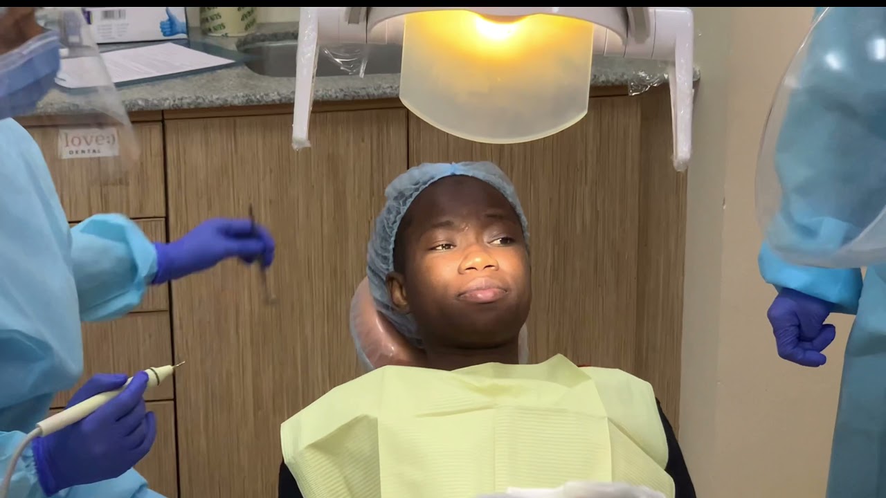 LIVING IN INDIA VLOG #1| DENTAL SCALING, FULL TEETH CLEANING at the DENTAL CLINIC 🦷🦷🪥😬