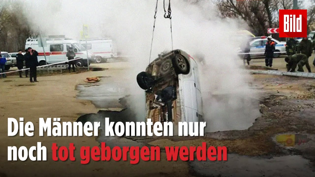 Auto stürzt in Loch: Insassen werden lebendig gekocht
