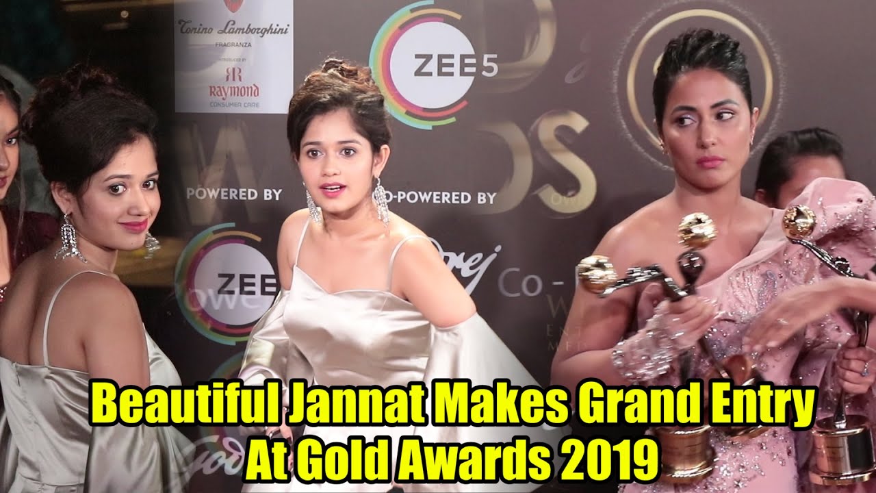 Beautiful Jannat Zubair Makes Her Grand ENTRY At Gold Awards 2019