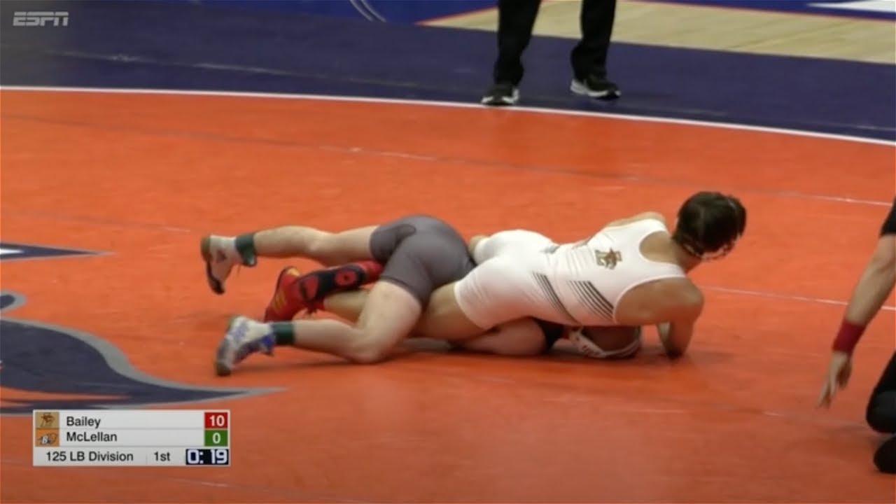 125lbs Carter Bailey (Lehigh) vs Grayson McLellan (Bucknell)
