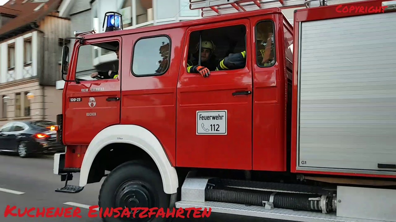 [SCHWERER VERKEHRSUNFALL ] LF 16/12 + LF 8/6 zu Verkehrsunfall Feuerwehr Kuchen