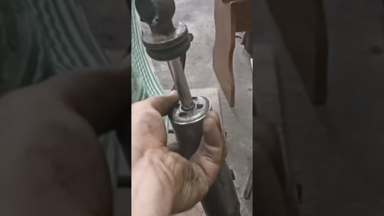 Сколько лить масла в амортизаторы Урал / Днепр ?