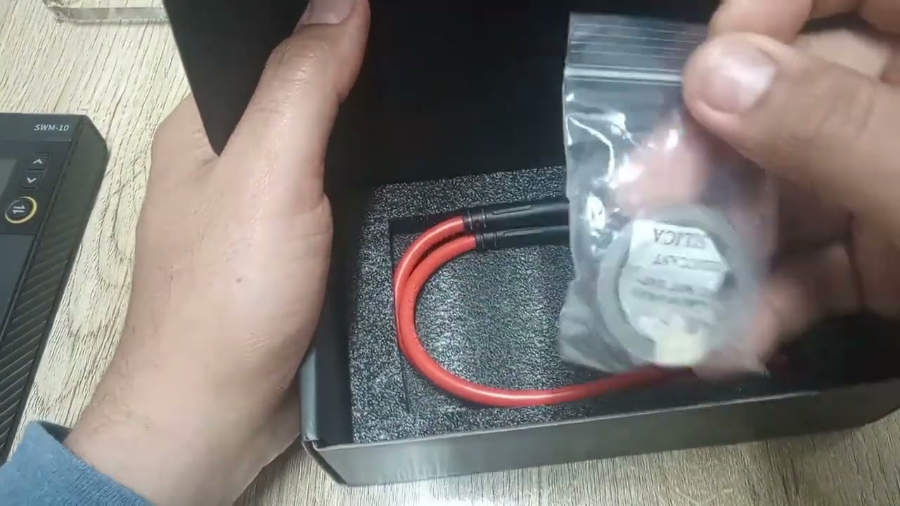 ماكينة نقطة اللحام لبطاريات الليثيوم FNIRSI SWM-10