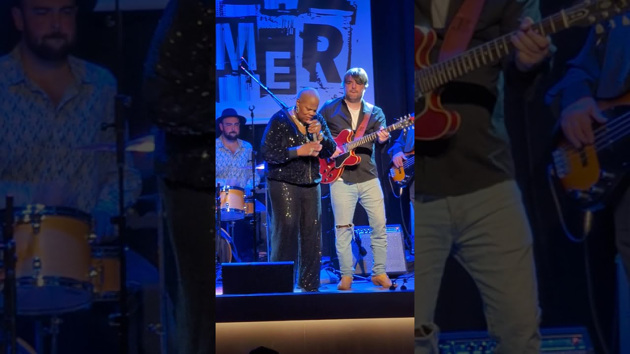 Sheryl Youngblood al Sona Amer