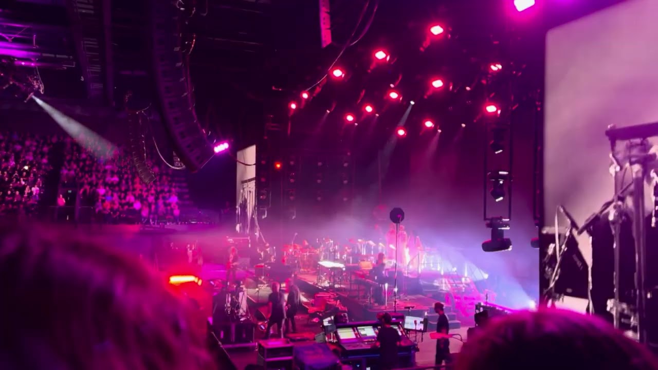 Red right hand - Nick Cave and the Bad Seeds - Wellington NZ