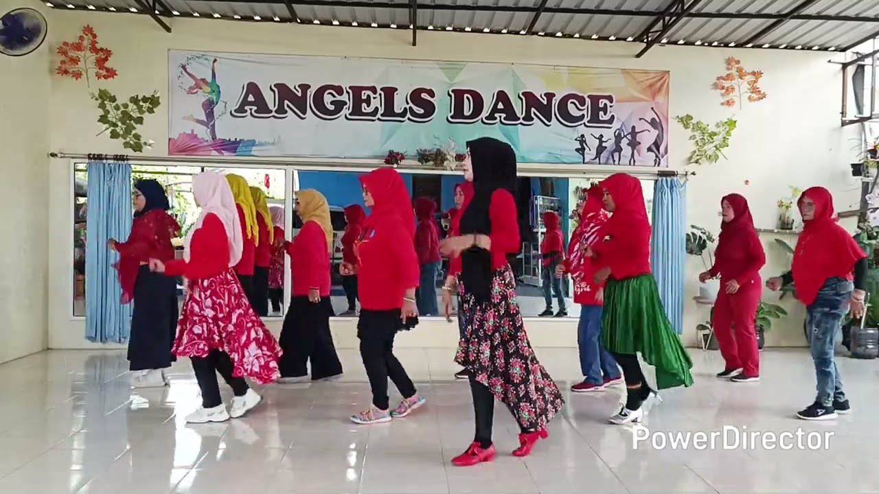 WULAN MERINDU Line Dance // Choreo by Wiwied (INA) 