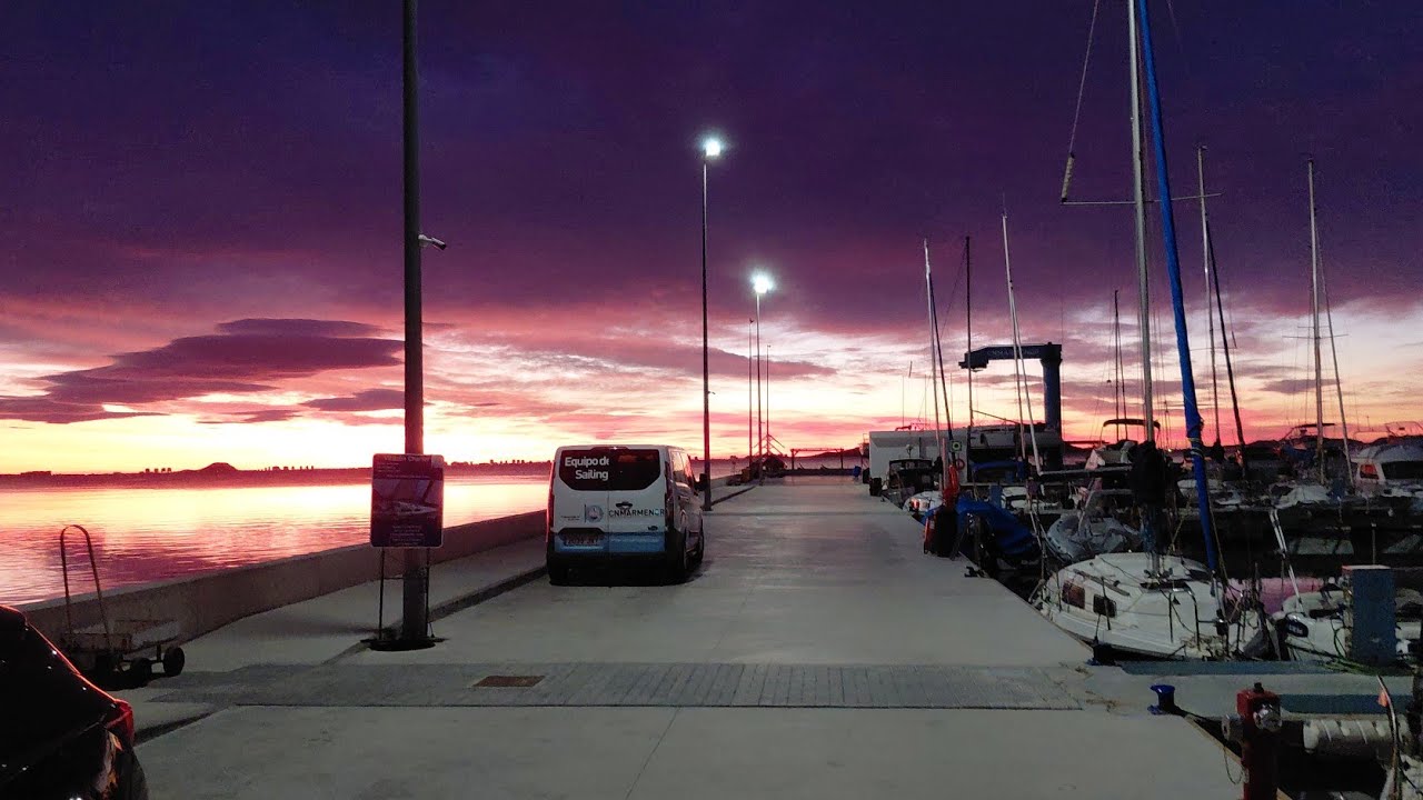 Cuando el cielo se funde con el espejo del mar 