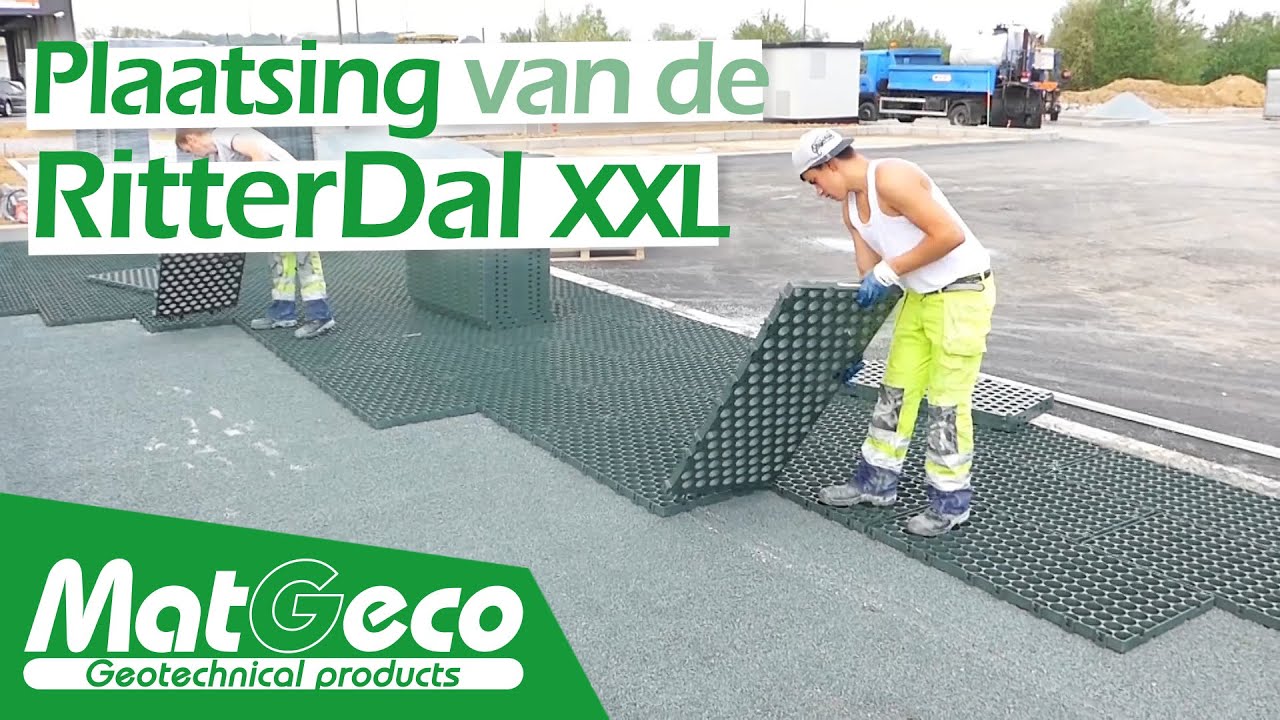 Plaatsing van de RitterDal XXL - De grote grastegel