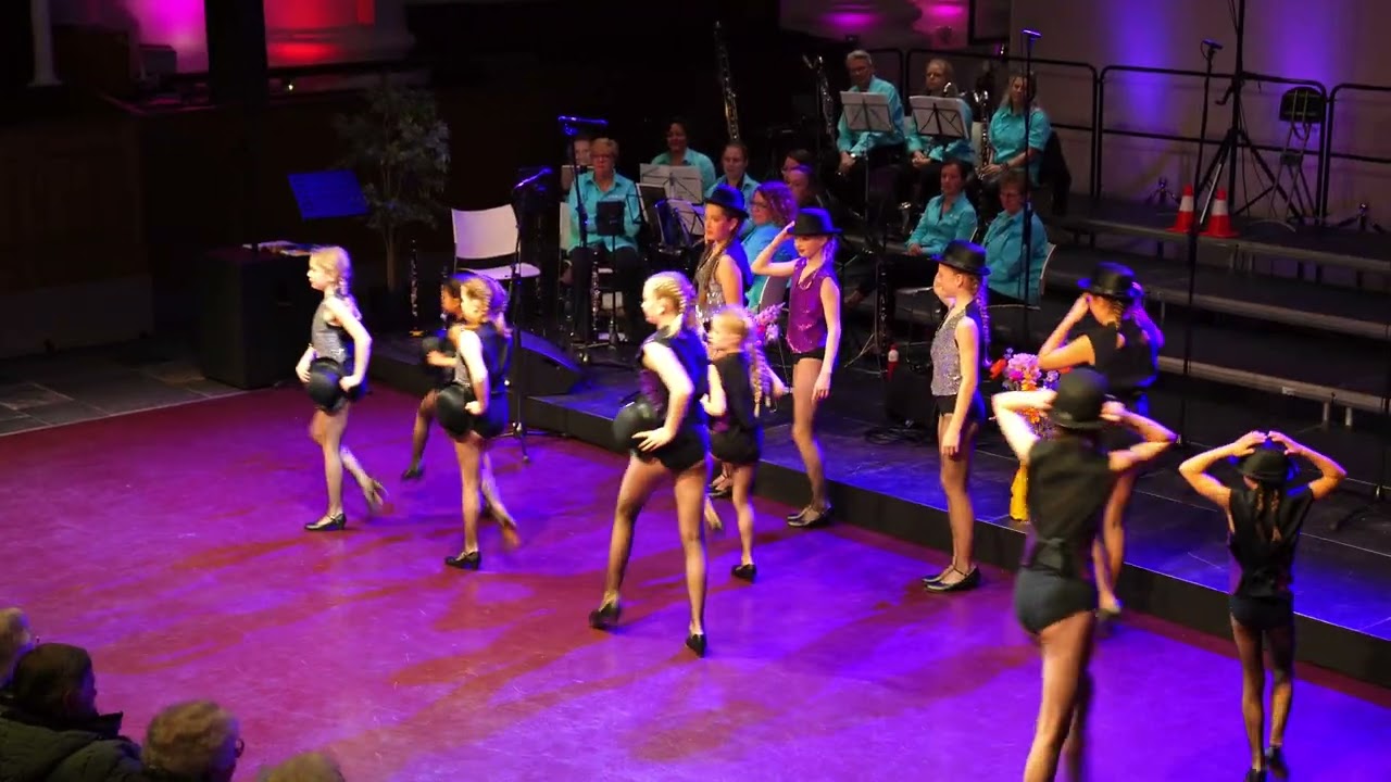 One  - A Chorus line