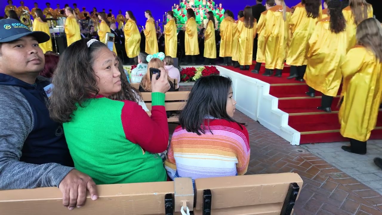 Candlelight Processional, with Pat Sajak - EPCOT 2024