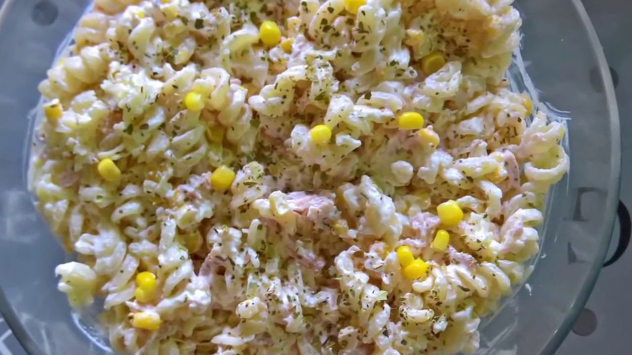 Salata sa makaronama/Moze biti i obrok