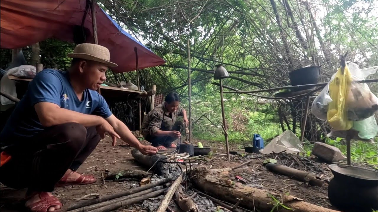 ອາຫານເຊົ້າກັບທີມງານ//อาหารเช้ากับทืมงาน Dong Una