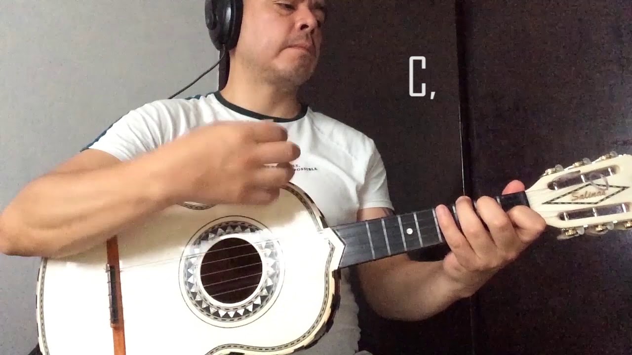 Nace Un Borracho (Vihuela) Christian Nodal