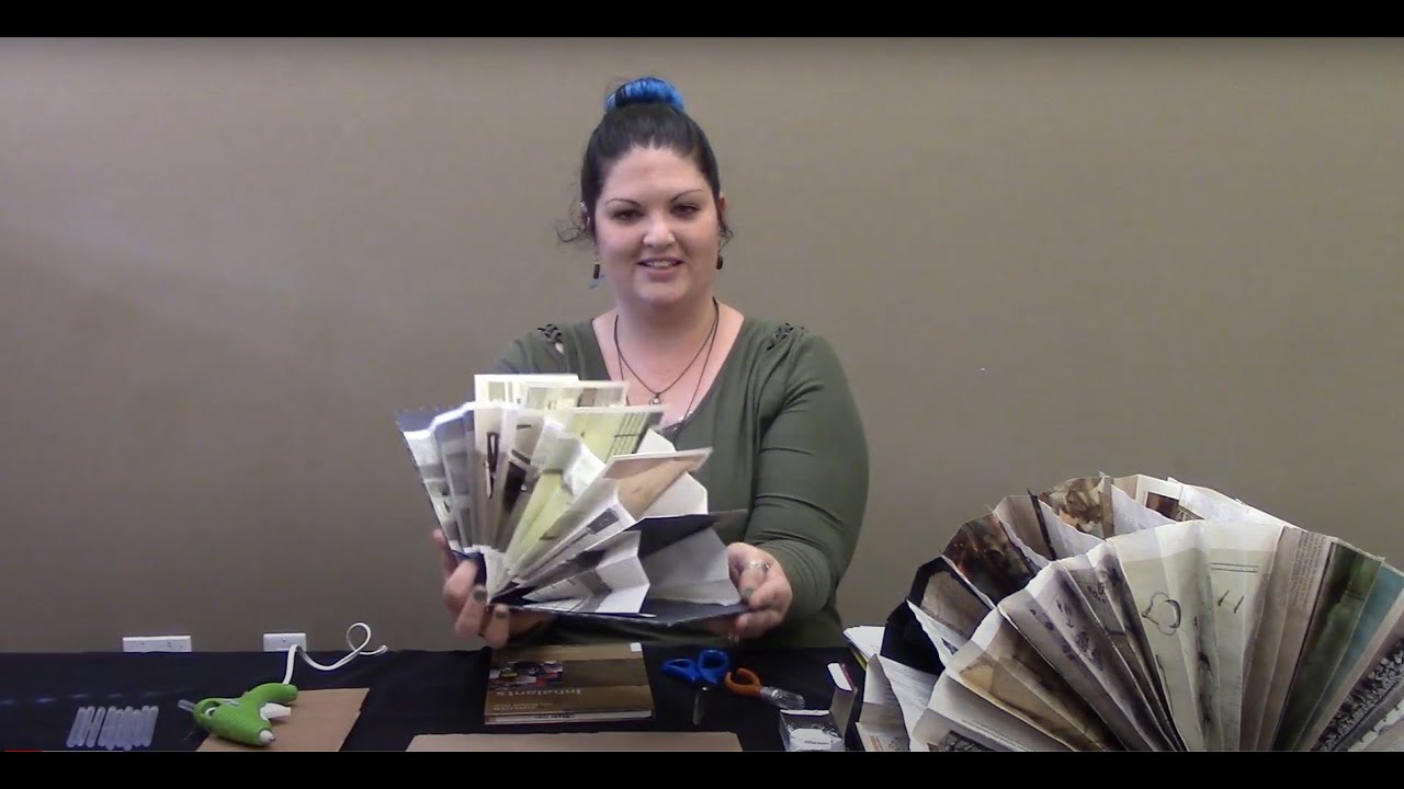 Recycled Book Club: Accordion Organizer