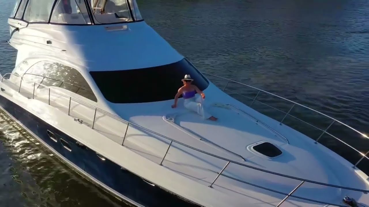 ASÍ ES LA LUJOSA VIDA EN LECHERÍA 😱💎🌴