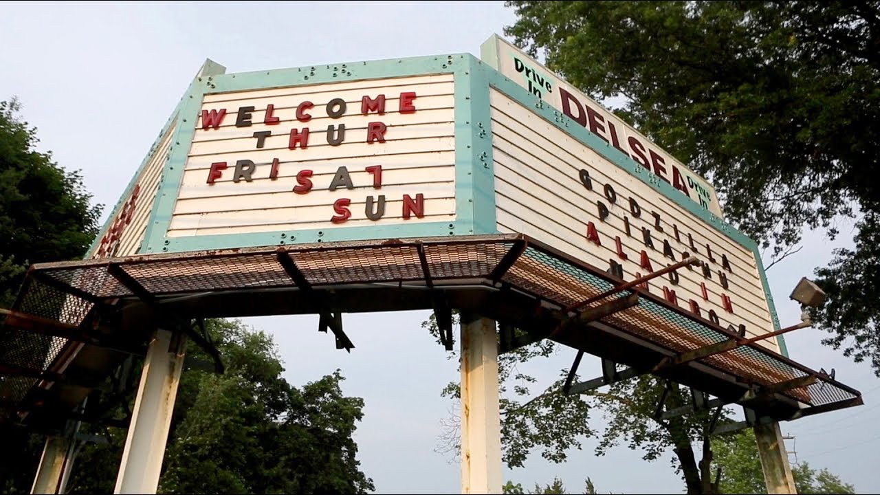 New Jersey's last Drive-In theater is a nostalgic blast from the past