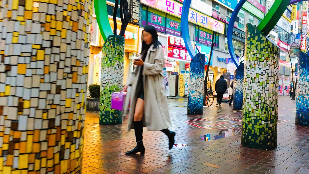 Beomgye Station Rodeo Street, South Korea