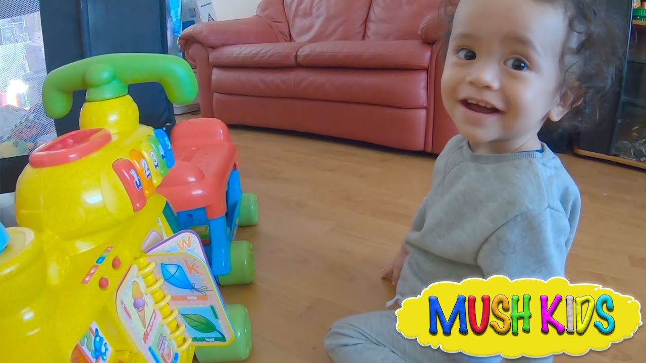 ABC Grow with me - Push and ride alphabet train