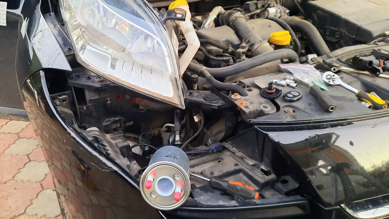 Tutorial how to change the fuel filter Scimb filtru de motorina la Renault Megane 3 1.5 dci