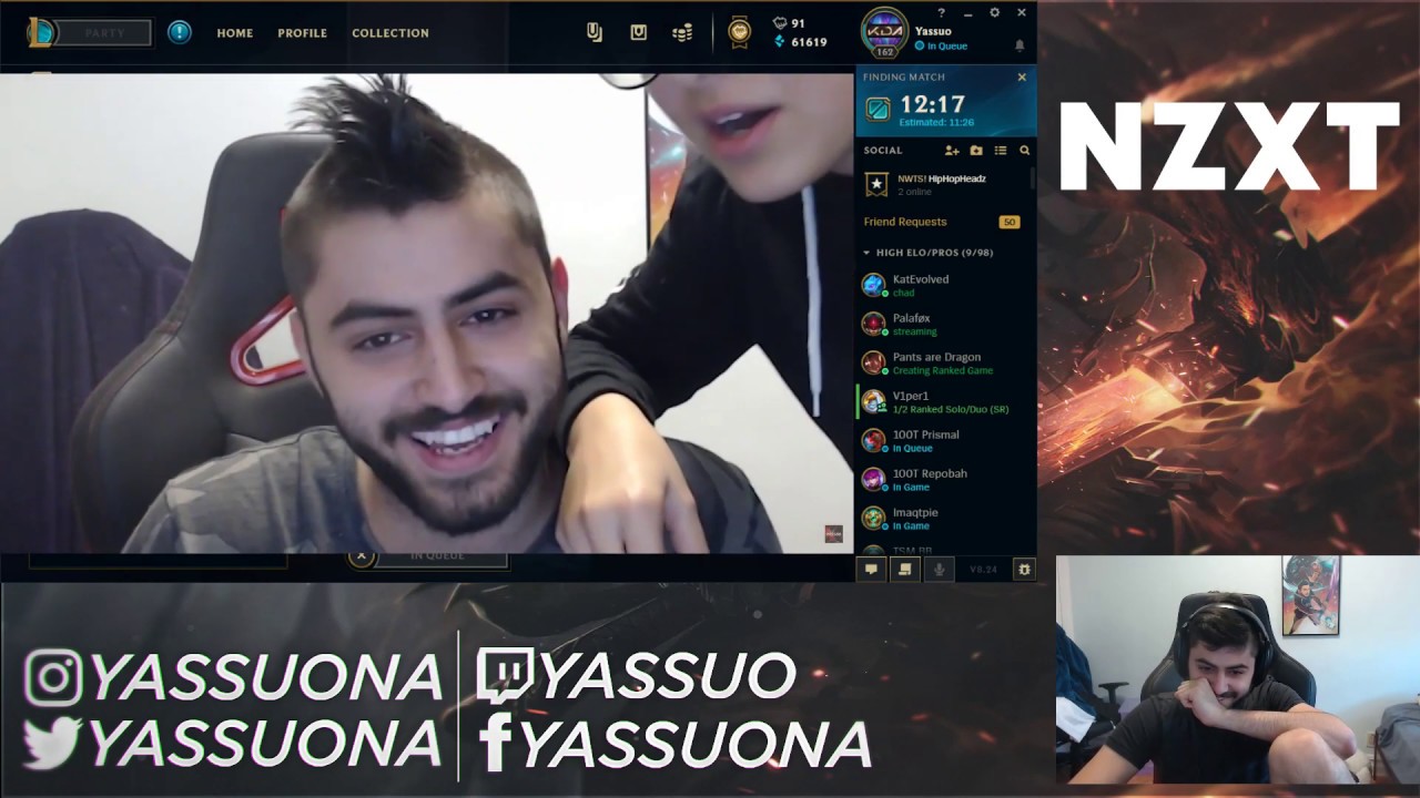 Moe reacts to his haircut